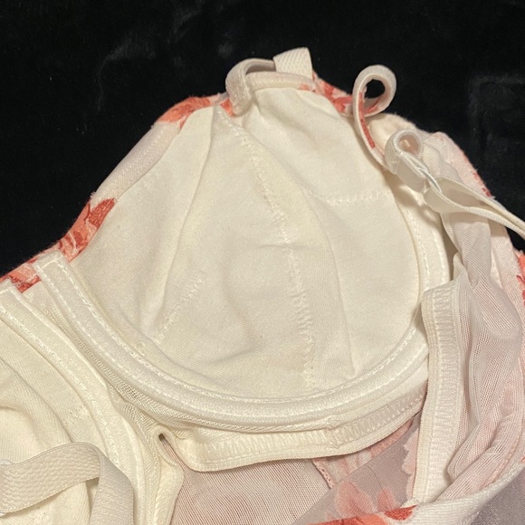 RARE ✨ NWT French Lingerie Floral Mesh Bodysuit – Size 34B – Made in France 🇫🇷 - Picture 7 of 14